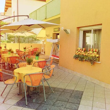 Zenit Hotel 2*
